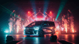 luxury-minivan-stage-debut